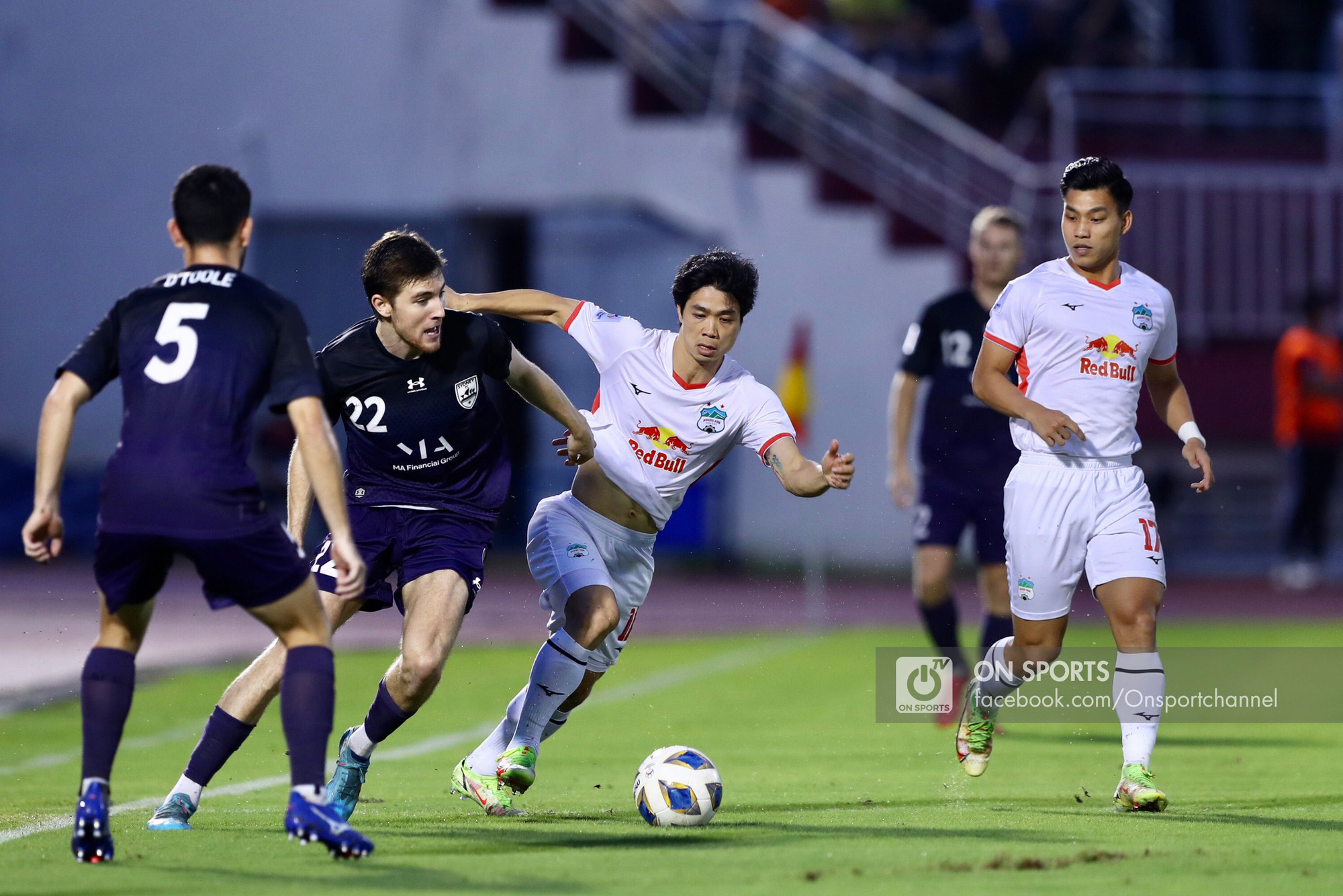 Tờ Sohu: &quot;HAGL thắng Sydney FC không khác gì ĐT Việt Nam hạ ĐT Trung Quốc&quot; - Ảnh 2.