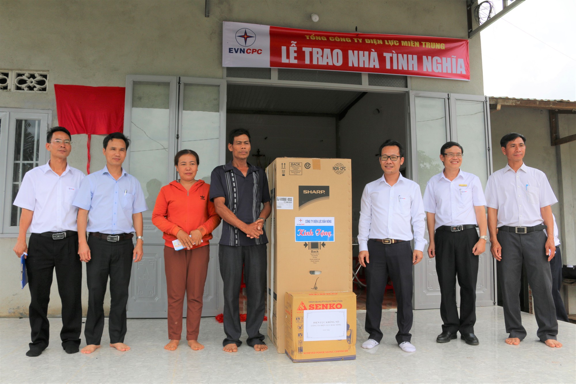 Công ty Điện lực Đắk Nông: Quan tâm các hoạt động an sinh xã hội tại địa phương - Ảnh 2.