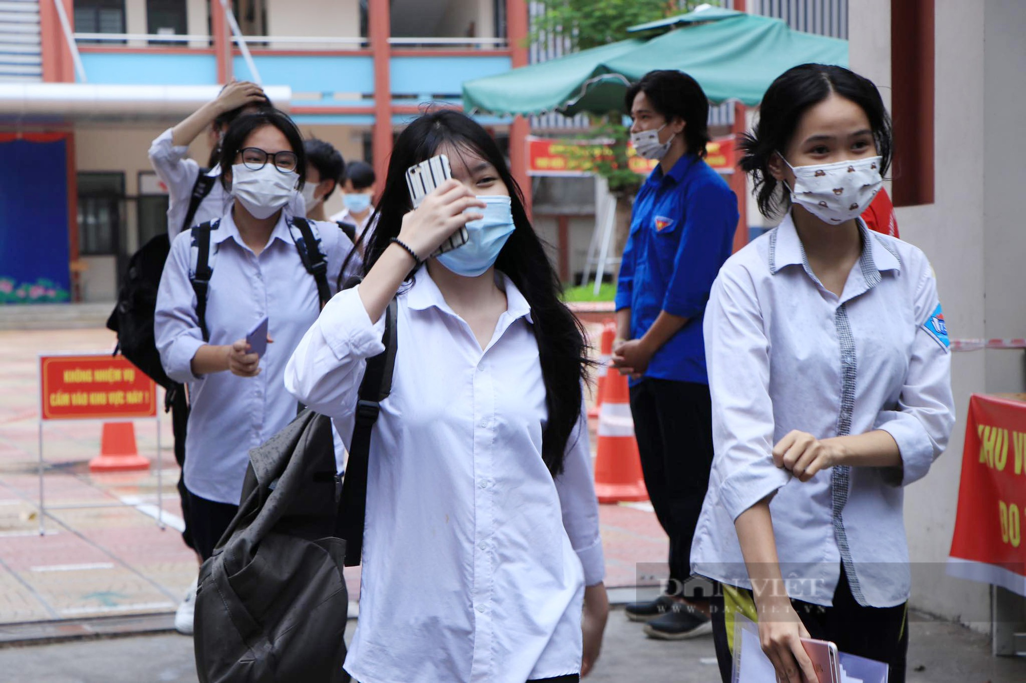 Bộ GDĐT công bố tổng số thí sinh đăng ký dự thi tốt nghiệp THPT, số bài thi Khoa học Xã hội vượt trội - Ảnh 1.