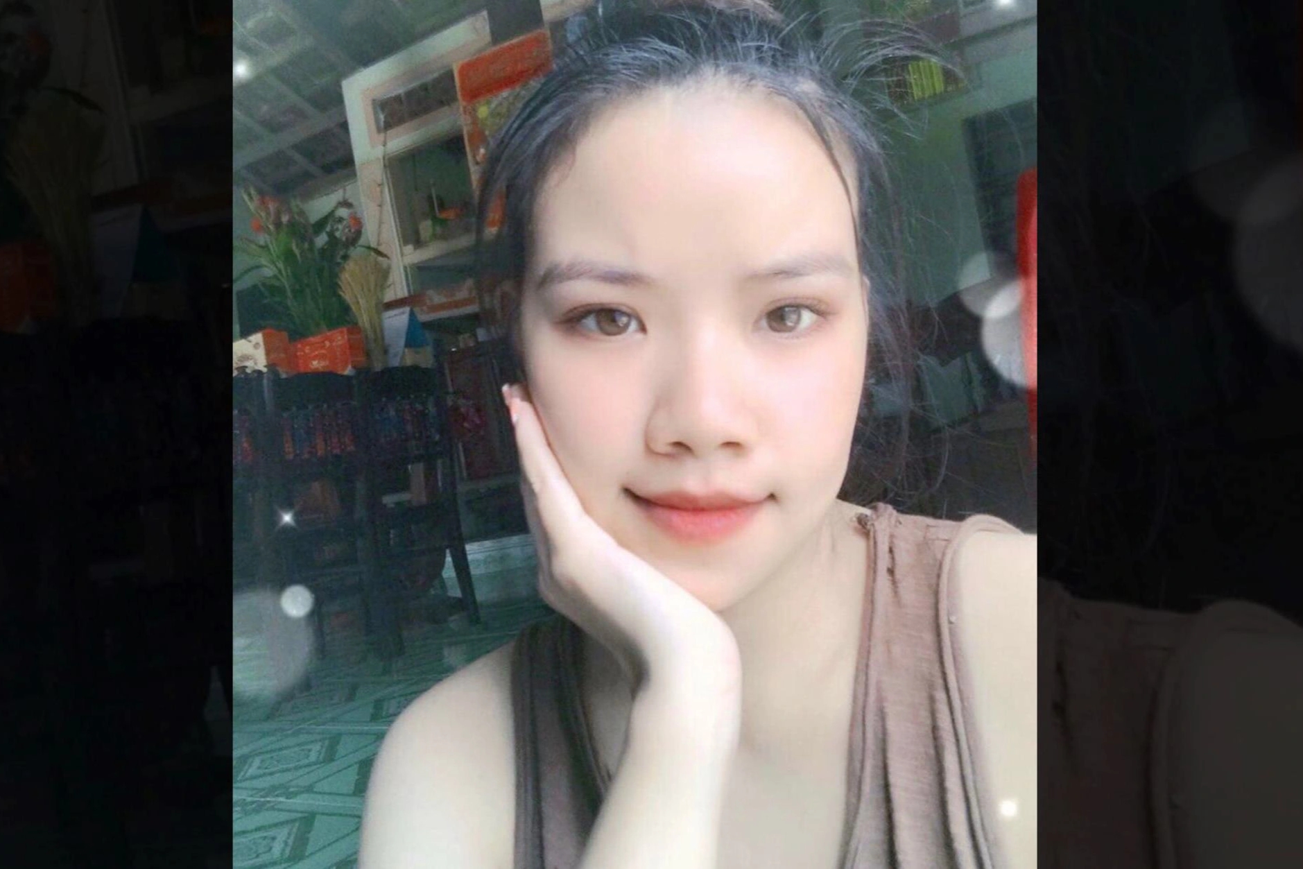 Tạm giữ hình sự &quot;hot girl&quot; lừa xin việc để chiếm đoạt tài sản - Ảnh 1.