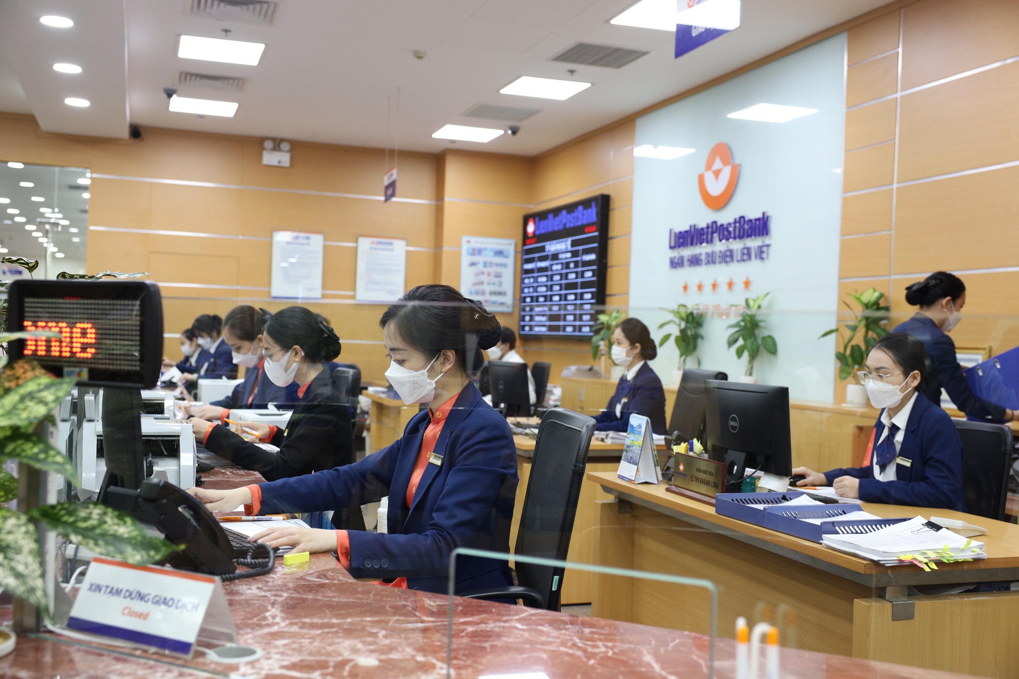 LienVietPostBank được chấp thuận triển khai dịch vụ thu Ngân sách Nhà nước trên toàn quốc - Ảnh 2.
