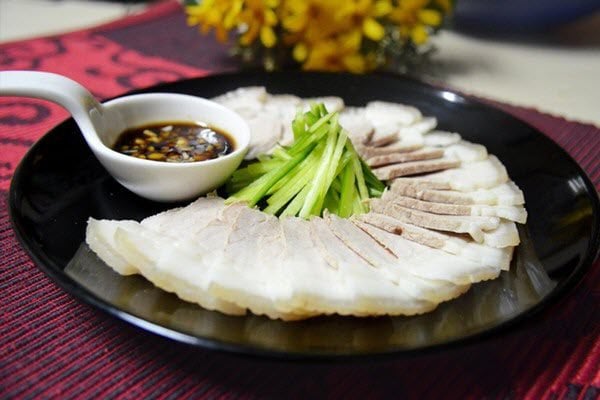Đừng chỉ chần thịt trước khi luộc: Làm thêm 1 bước thịt sạch hơn, vẫn giữ được độ ngọt tự nhiên - Ảnh 3.