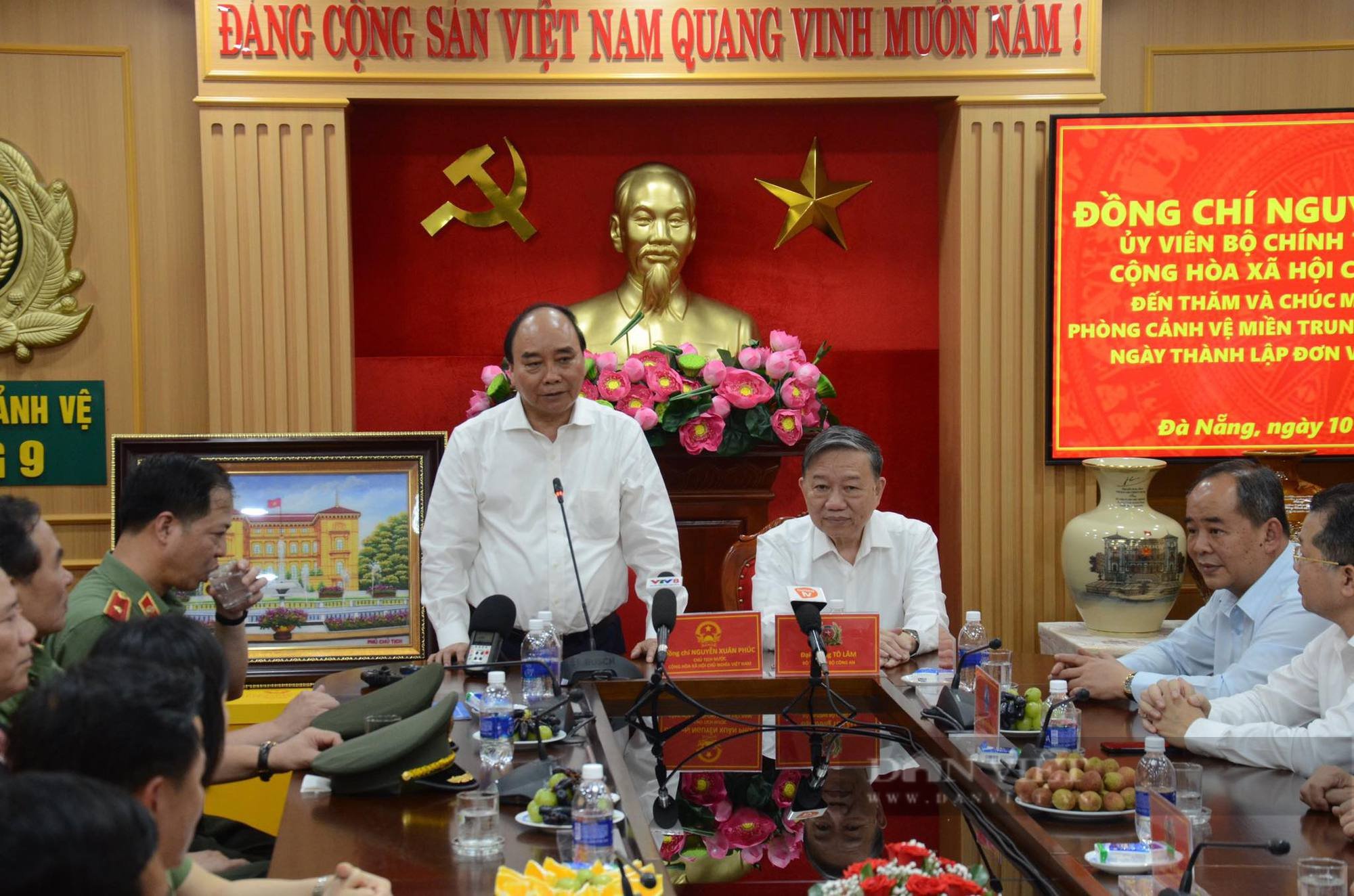 Chủ tịch nước thăm Phòng Cảnh vệ miền Trung  - Ảnh 2.