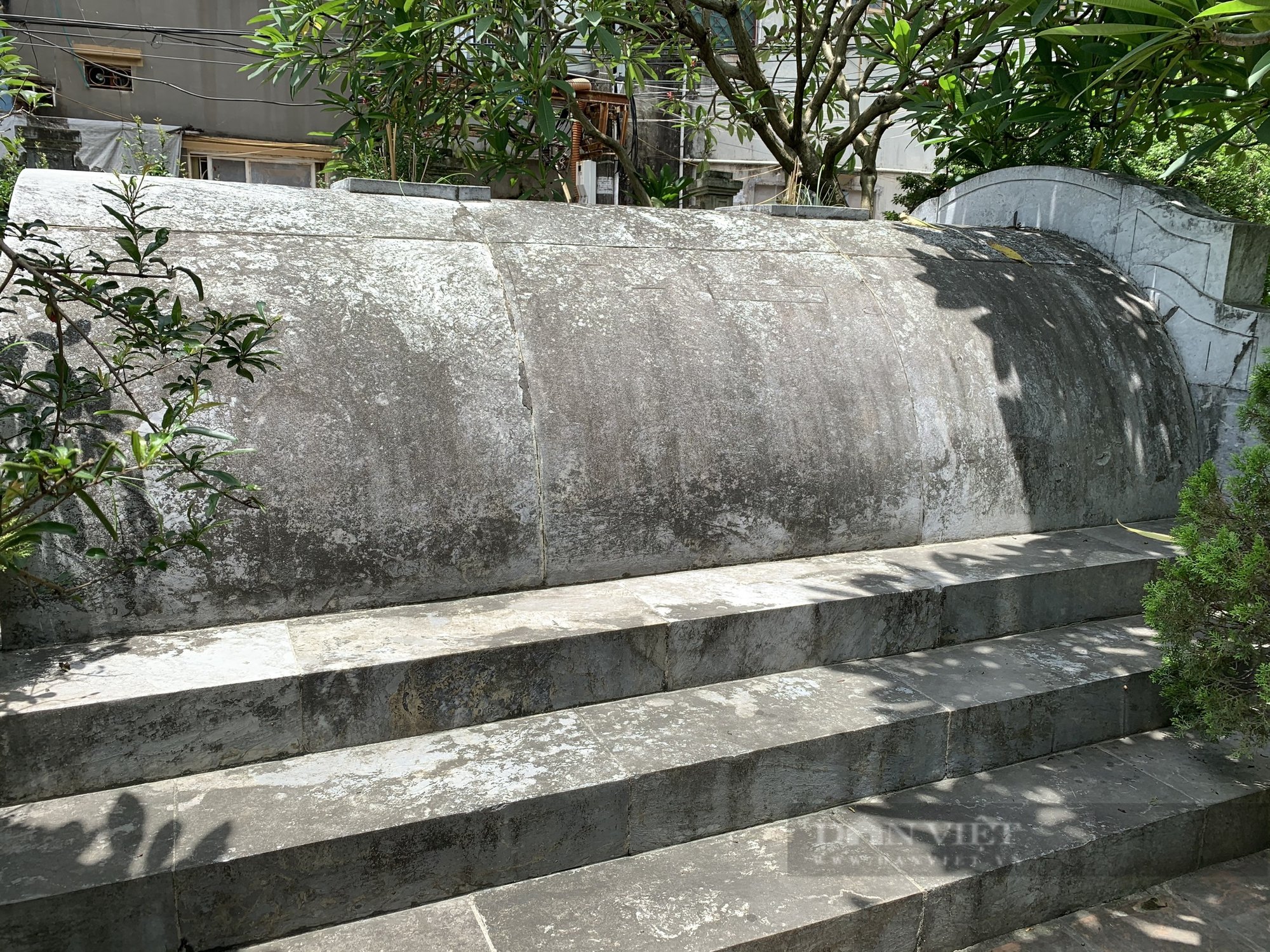 Kiến trúc độc đáo bên trong khu lăng mộ cổ trăm năm tuổi ở giữa lòng Thủ đô - Ảnh 3.