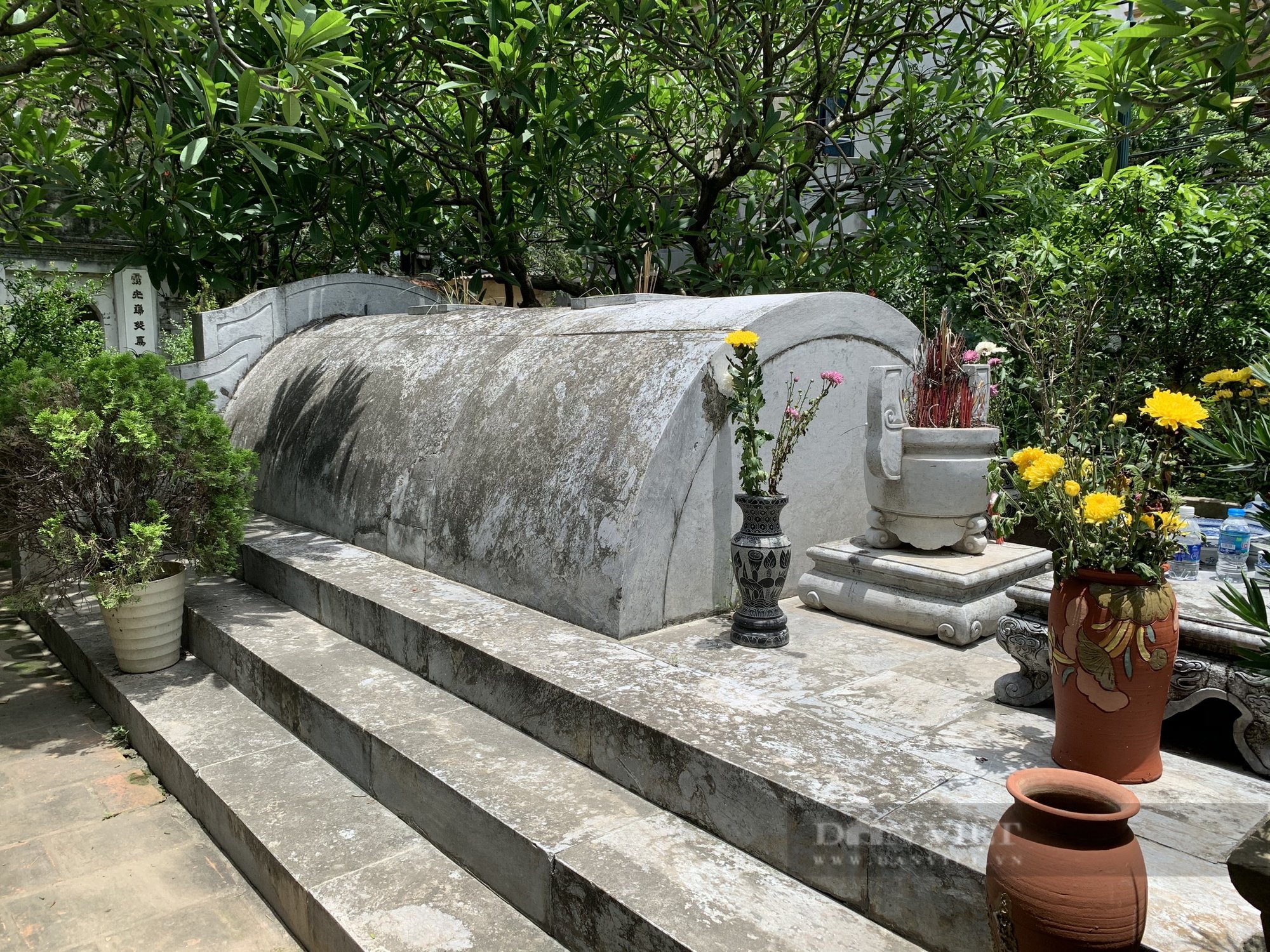 Kiến trúc độc đáo bên trong khu lăng mộ cổ trăm năm tuổi ở giữa lòng Thủ đô - Ảnh 8.