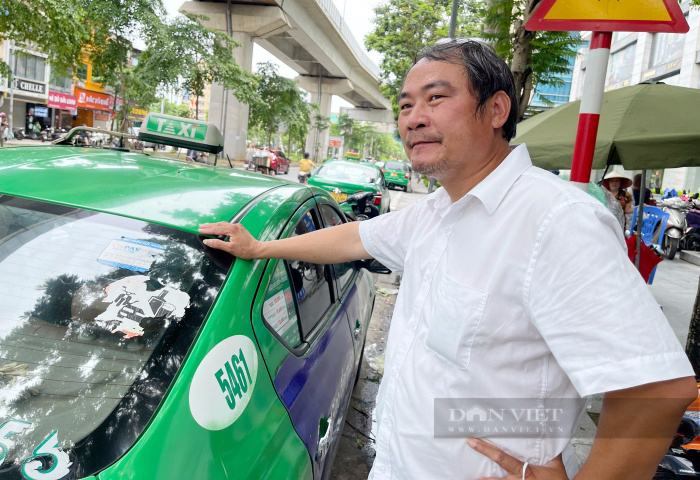 Quay cuồng khi giá xăng xô đổ kỷ lục: Tài xế taxi &quot;đau đầu&quot;, muốn chuyển nghề (bài 1) - Ảnh 2.
