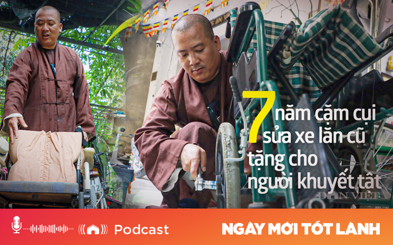 7 năm cặm cụi sửa xe lăn cũ tặng cho người khuyết tật - Ảnh 1.