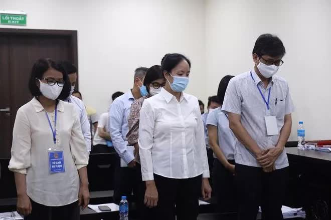 Nguyên tổng giám đốc Ngân hàng Đông Á bị đề nghị 14-15 năm tù - Ảnh 1. Nguyên tổng giám đốc Ngân hàng Đông Á bị đề nghị 14-15 năm tù - Ảnh 1.