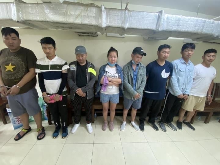 Lộ chiêu trò của nhóm người Mông Cổ trộm cắp tài sản ở Việt Nam - Ảnh 1.