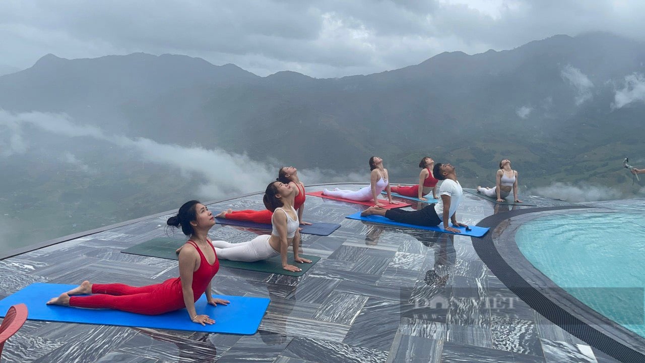 Khoảng 500 người sẽ tham gia đồng diễn Yoga tại Ngày quốc tế Yoga lần thứ 8 trên đỉnh Fansipan  - Ảnh 4.
