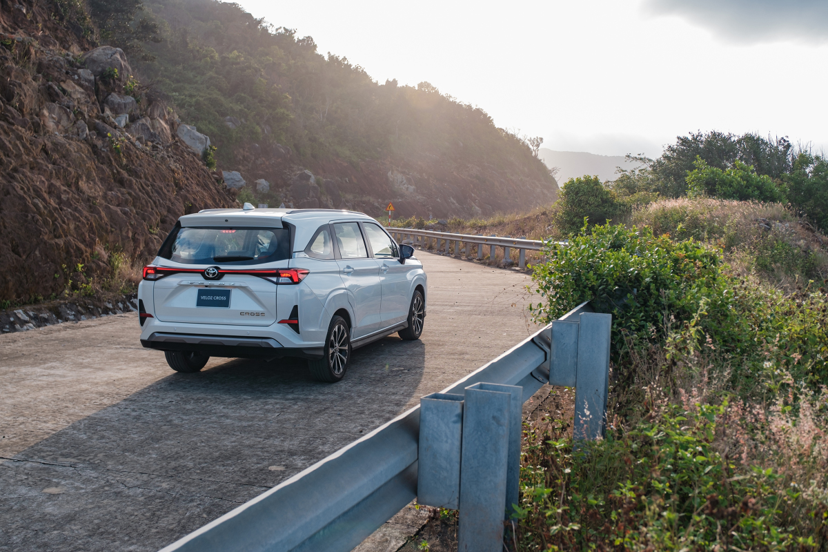 Chi phí thực tế &quot;nuôi&quot; Toyota Veloz Cross 2022 mà người dùng cần biết, liệu có rẻ hơn Innova khi chạy dịch vụ - Ảnh 3.
