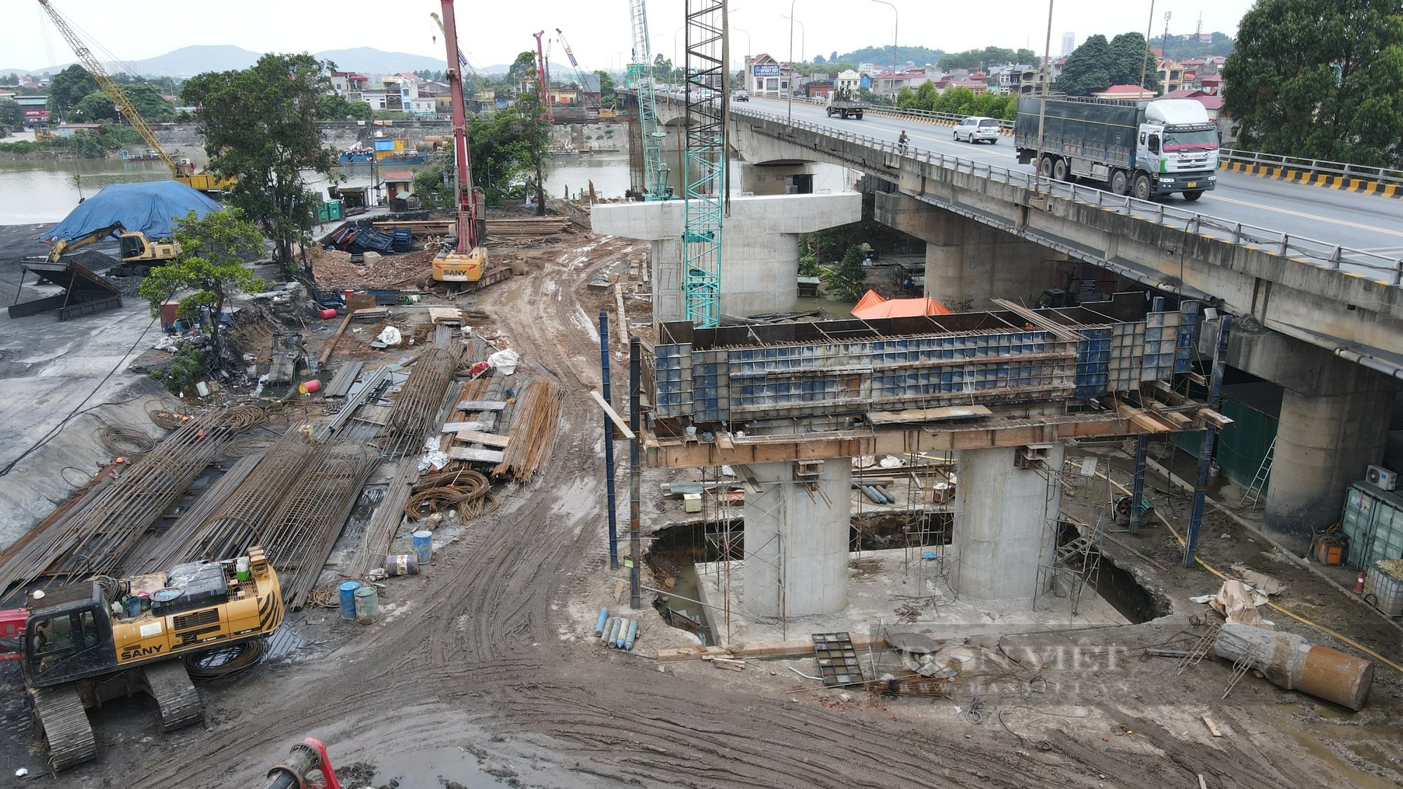 Hình hài cầu Như Nguyệt sau hai tháng thi công mở rộng - Ảnh 5.