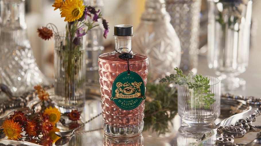 Gucci ra mắt loại cocktail riêng lấy cảm hứng đặc biệt từ thời trang - Ảnh 3.