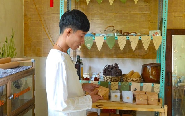 Làm xà phòng từ cây dược liệu - Ảnh 1.
