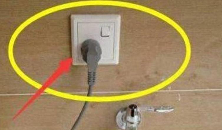 5 thiết bị ngốn điện số 1, dùng xong nhớ rút phích cắm  - Ảnh 1.