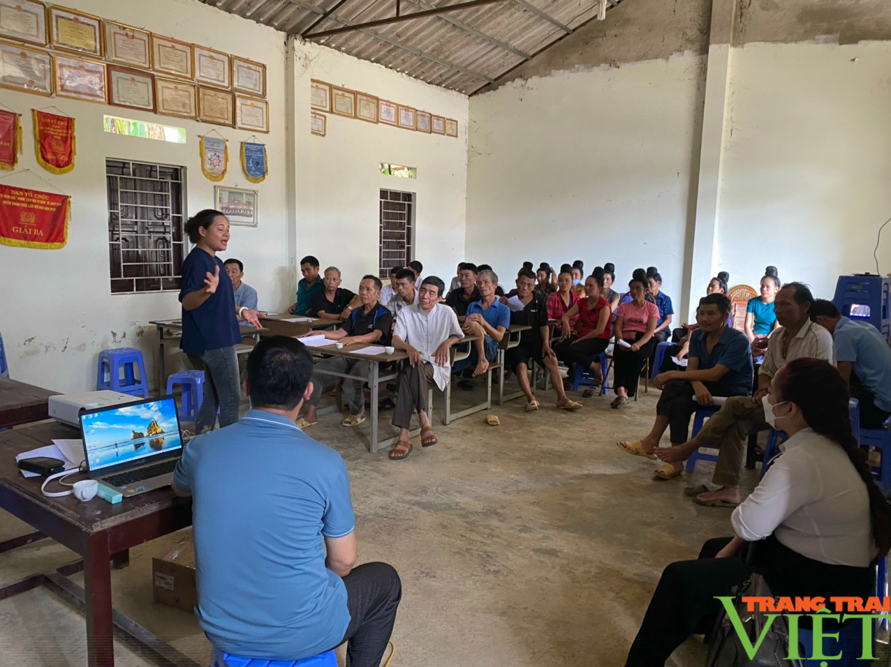 Nâng cao kiến thức cho nông dân sản xuất lúa theo hướng chuyển đổi hữu cơ, thích ứng với biến đổi khí hậu (CAR) - Ảnh 3. Nâng cao kiến thức cho nông dân sản xuất lúa theo hướng chuyển đổi hữu cơ, thích ứng với biến đổi khí hậu (CAR) - Ảnh 3.