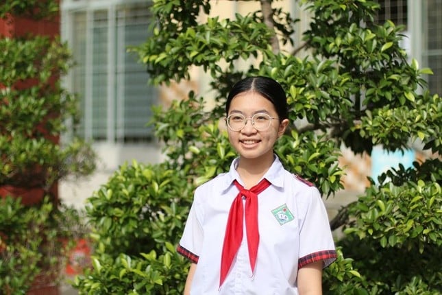 Nữ sinh đạt 4 điểm 10 trong kỳ thi tuyển sinh vào lớp 10 - Ảnh 1.