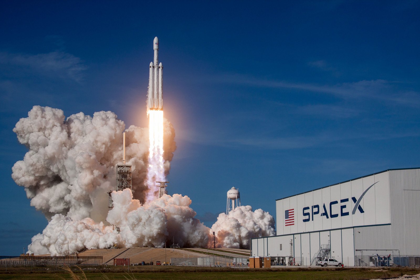 Tỷ phú Elon Musk tuyên bố sẽ đưa 1 triệu người lên sao Hỏa vào năm 2050, chỉ cần cọc trước khoảng 2 tỷ đồng - Ảnh 4.