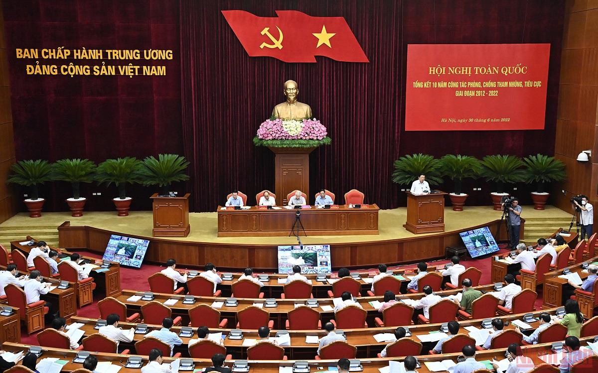Ảnh: Toàn cảnh Hội nghị toàn quốc tổng kết 10 năm công tác phòng, chống tham nhũng, tiêu cực - Ảnh 1.