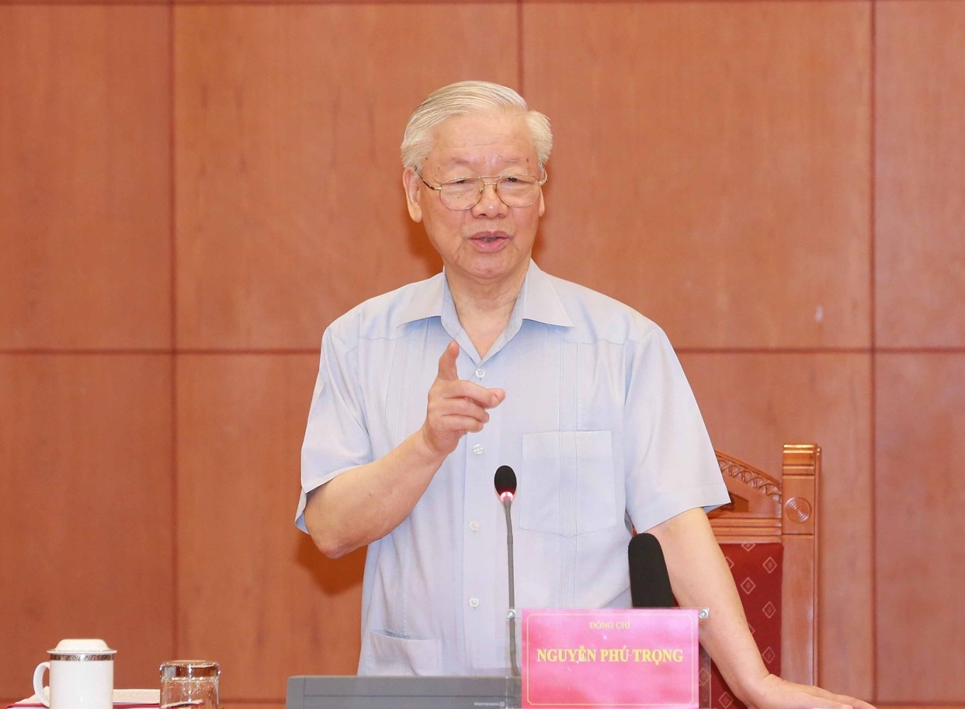 Sáng nay diễn ra Hội nghị toàn quốc tổng kết 10 năm công tác phòng chống tham nhũng, tiêu cực  - Ảnh 1.