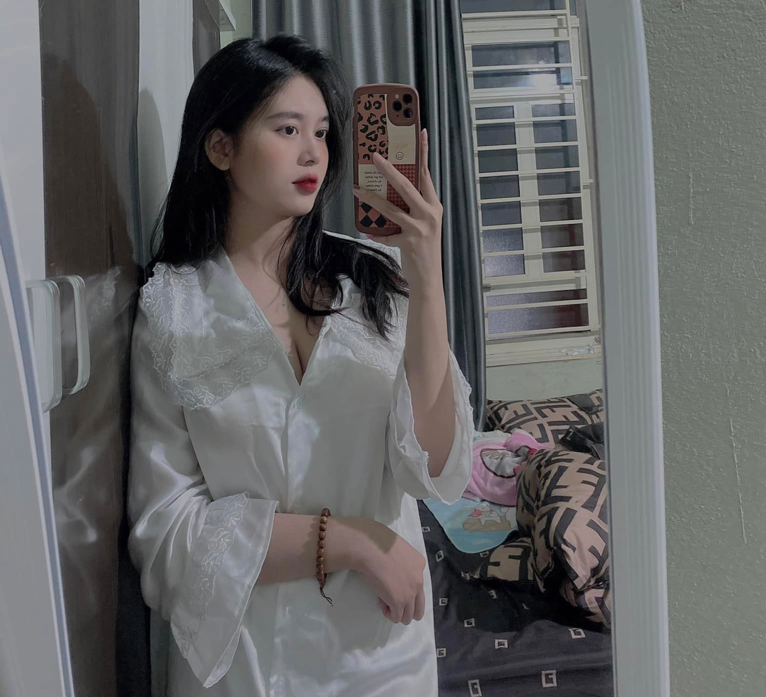 Bà xã xinh đẹp của cầu thủ vừa sút tung lưới U23 Hàn Quốc - Ảnh 15.