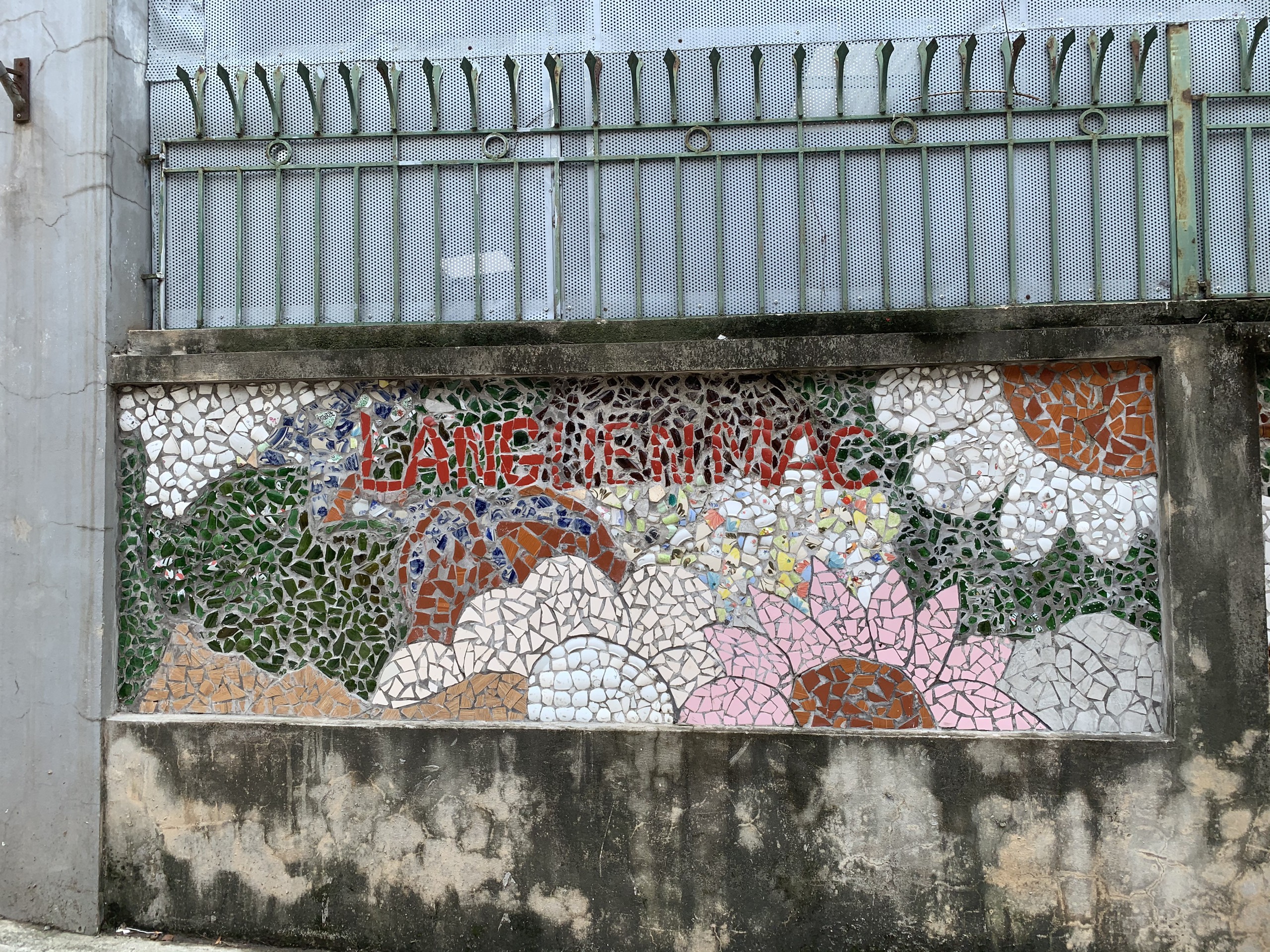 Hà Nội: Độc đáo con đường gốm sứ làm từ những vật liệu không tưởng - Ảnh 11.