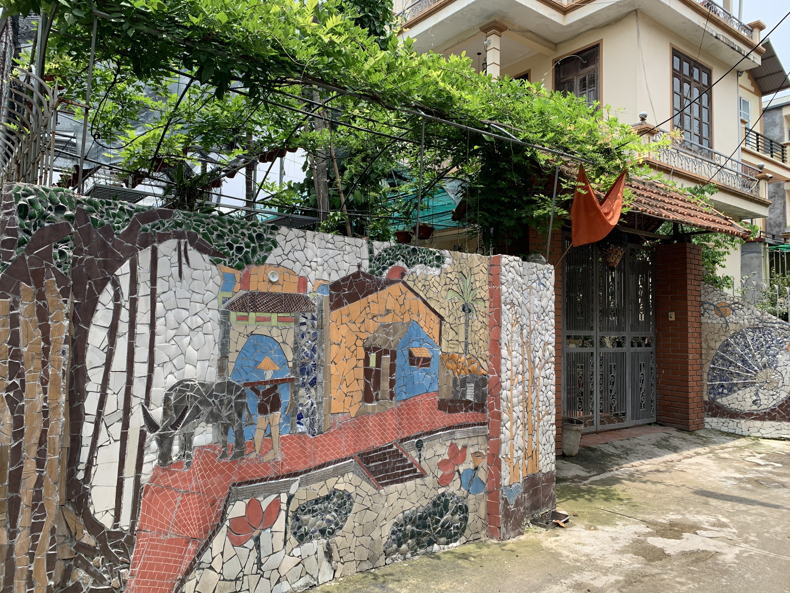 Hà Nội: Độc đáo con đường gốm sứ làm từ những vật liệu không tưởng - Ảnh 7.