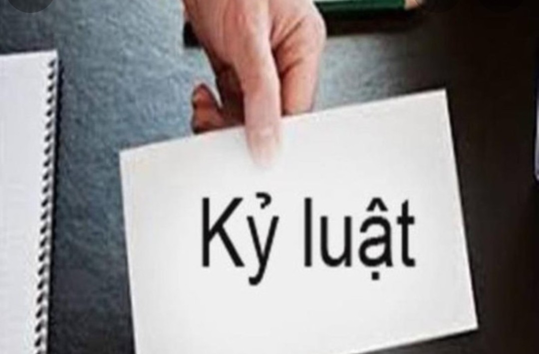 An Giang: Kỷ luật cảnh cao cán bộ có hành vi không đúng chuẩn mực đối với một nữ nhân viên - Ảnh 1.