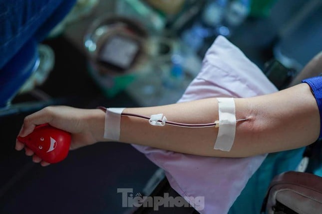 Khẩn trương làm rõ thông tin &quot;làm tiền&quot; trên người hiến máu tình nguyện - Ảnh 1.