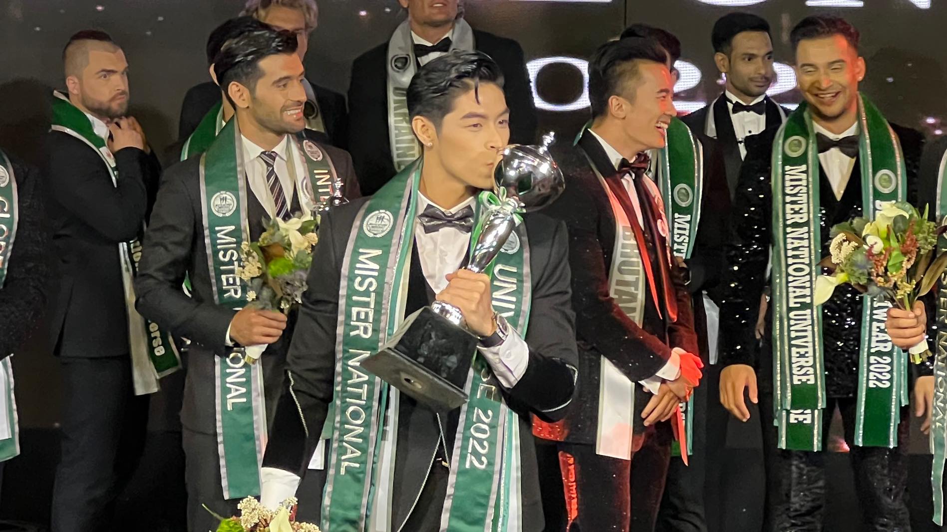 Tân Mister National Universe 2022 Ngô Hoàng Phi Việt: “Trước đêm chung kết, tôi chỉ ăn khoai lang và cơm trắng” - Ảnh 2.