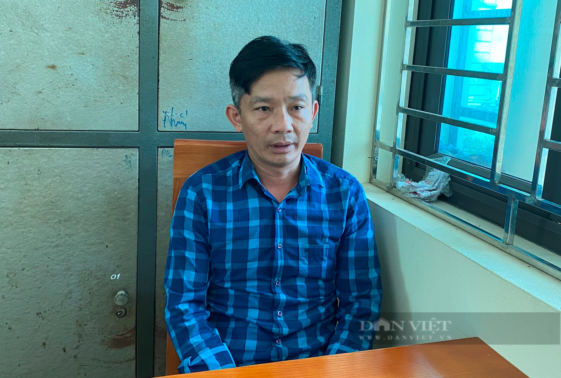 Yên Bái: Khởi tố bị can đối với đối tượng bắt cán bộ quỳ gối - Ảnh 1.