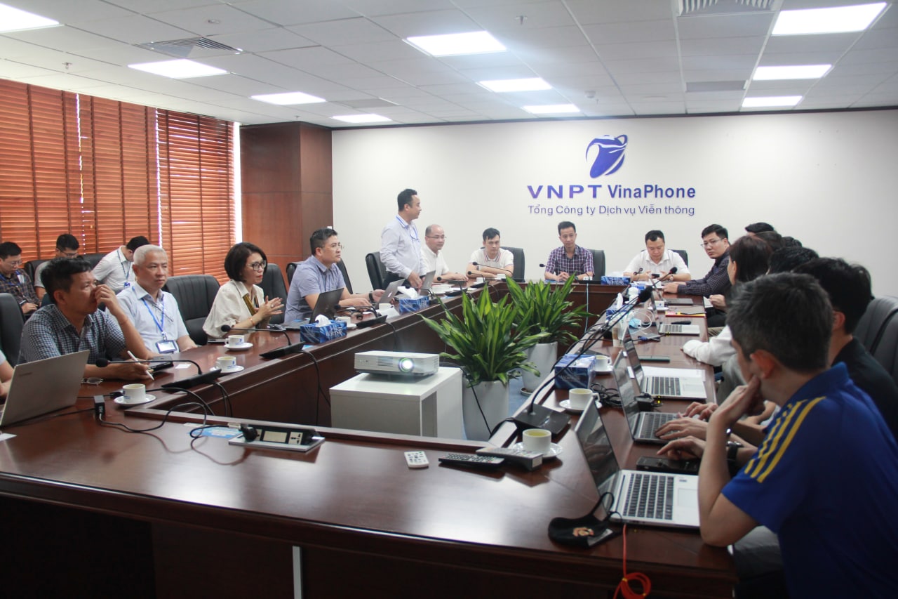 VNPT hợp tác AWS cung cấp giải pháp chuyển đổi số toàn diện cho chính phủ và các doanh nghiệp - Ảnh 1.