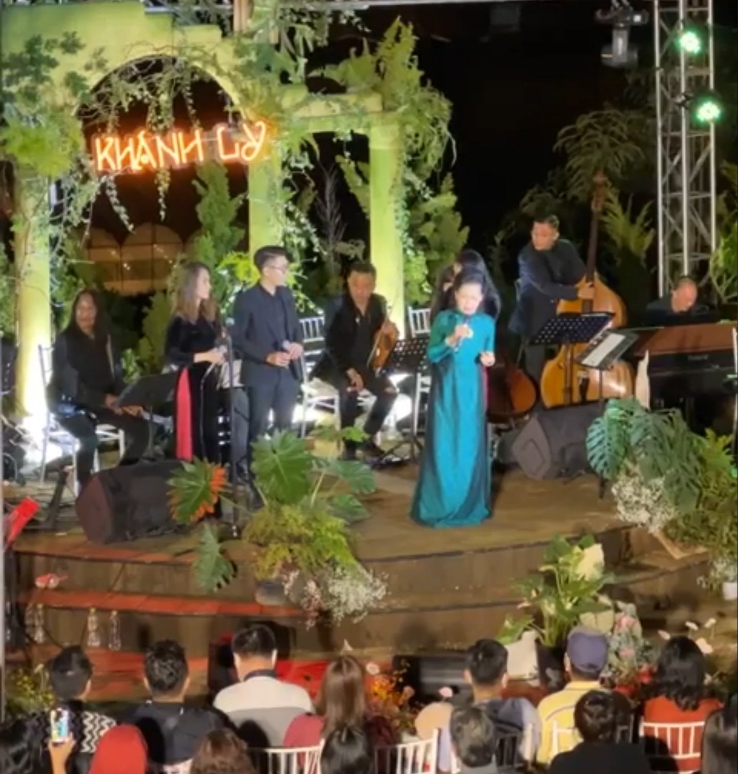 Vụ Khánh Ly hát bài “Gia tài của mẹ” khi chưa được cấp phép: Chấn chỉnh hoạt động biểu diễn văn hóa, văn nghệ - Ảnh 1.