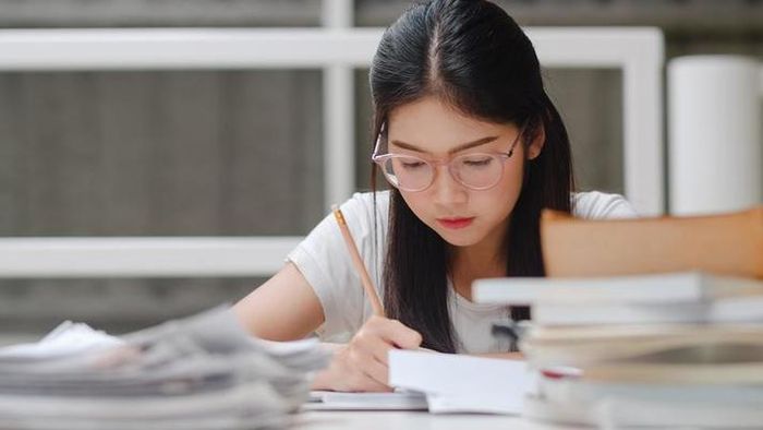 Những cách quản lý tài chính hiệu quả cho từng độ tuổi - Ảnh 2.