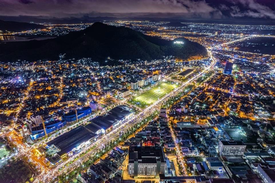 Địa chỉ 'ăn, chơi' về đêm nhộn nhịp nhất Quy Nhơn - Ảnh 4. Địa chỉ 'ăn, chơi' về đêm nhộn nhịp nhất Quy Nhơn - Ảnh 4.