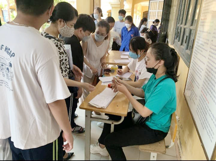 Dự kiến thời gian công bố điểm chuẩn bổ sung lớp 10, còn cơ hội cho học sinh bị trượt trường &quot;hot&quot;? - Ảnh 1.