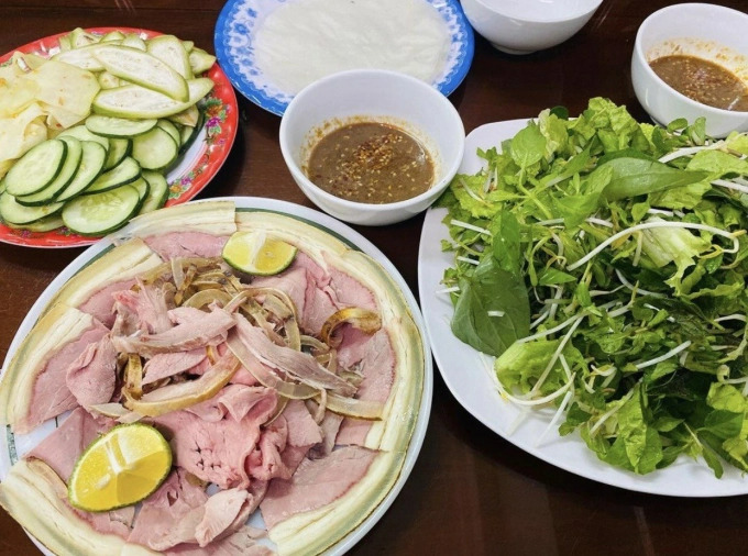 Về Sóc Trăng, ngây ngất với món bò giá tréo - Ảnh 1.