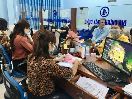 TP.HCM vẫn &quot;nóng&quot; chuyện thừa – thiếu biên chế - Ảnh 3.