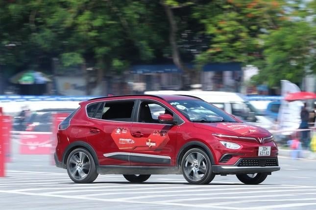 Thị hiếu mua sắm ô tô của người Việt dần thay đổi, chuộng xe gầm cao - Ảnh 6.
