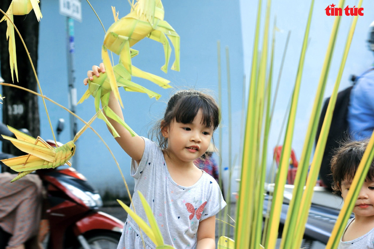 Người giữ lại tuổi thơ giữa lòng thành phố - Ảnh 8.