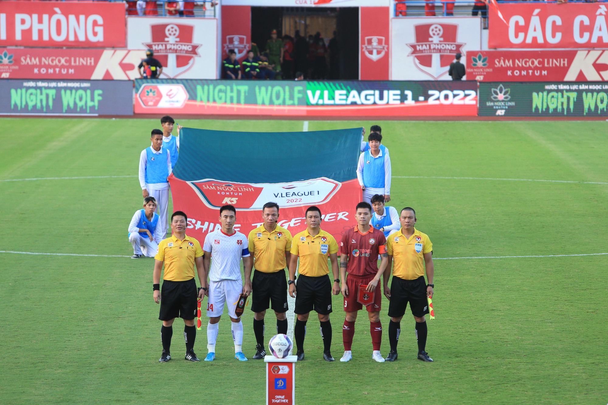 Trọng tài FIFA Hoàng Ngọc Hà bị nhổ nước bọt, Trưởng ban kỷ luật VFF lên tiếng đanh thép! - Ảnh 3.