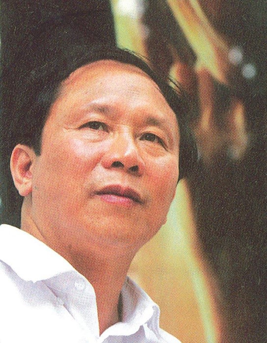 &quot;Việc hoa hậu sau khi đăng quang chỉ chú tâm hoạt động showbiz là chuyện rất đáng buồn&quot; - Ảnh 1.