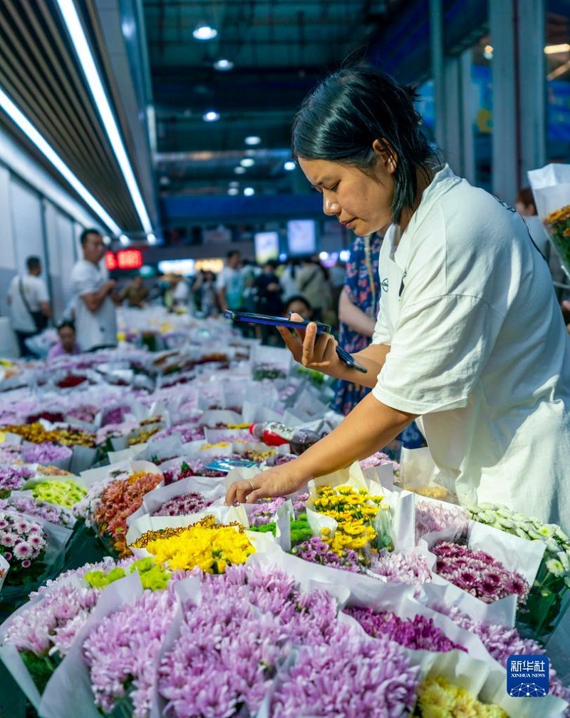 Khám phá chợ hoa lớn nhất Côn Minh, Trung Quốc - Ảnh 3. Khám phá chợ hoa lớn nhất Côn Minh, Trung Quốc - Ảnh 3.