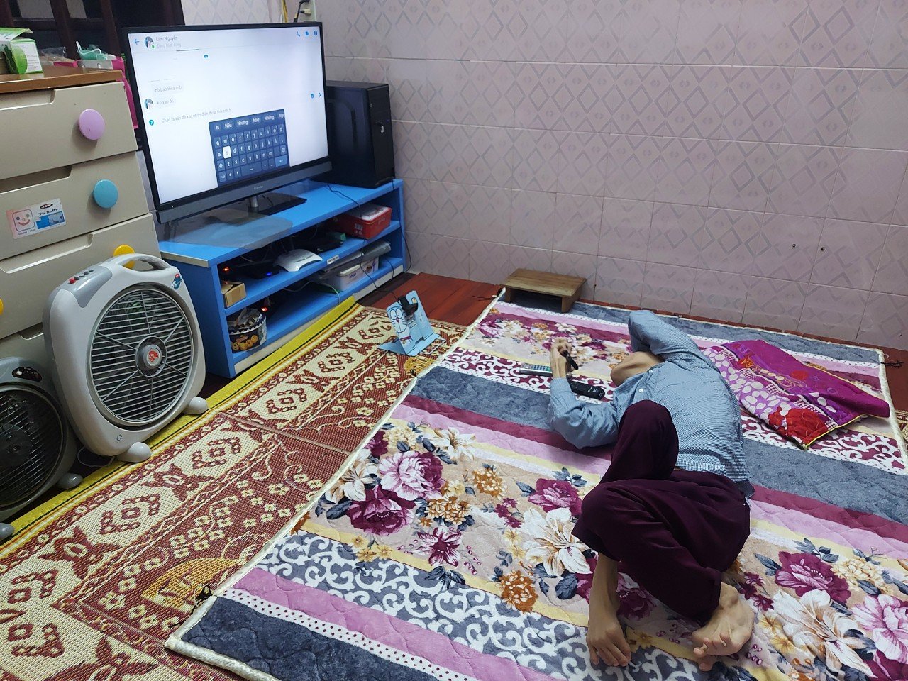 Chàng trai khuyết tật Đỗ Hà Cừ: “Mẹ là đôi tay, là đôi chân, là trí óc, là tất cả cuộc đời tôi” - Ảnh 6.