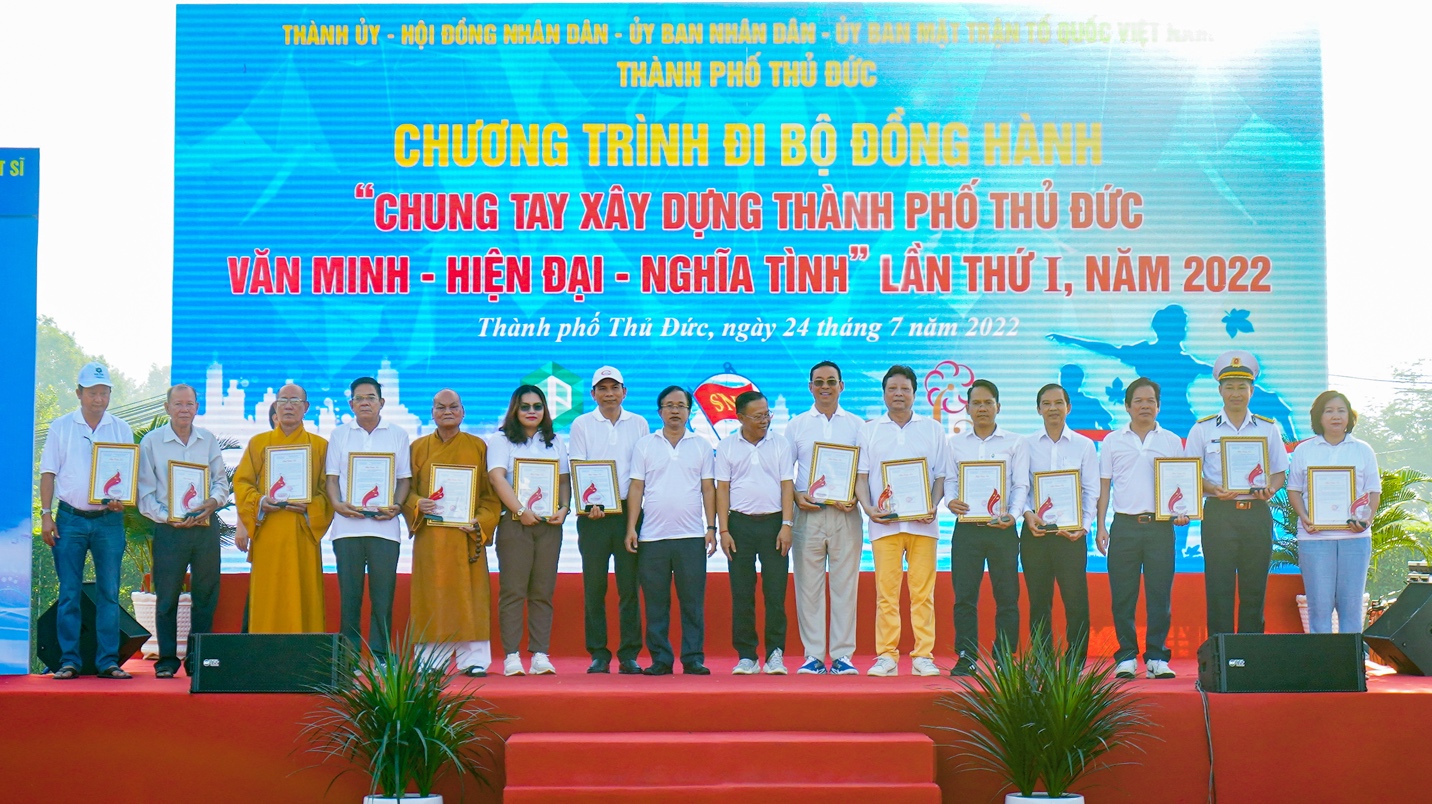 Van Phuc Group tài trợ hơn 6 tỷ đồng cho 50 trẻ em mồ côi tại TP.Thủ Đức - Ảnh 1.