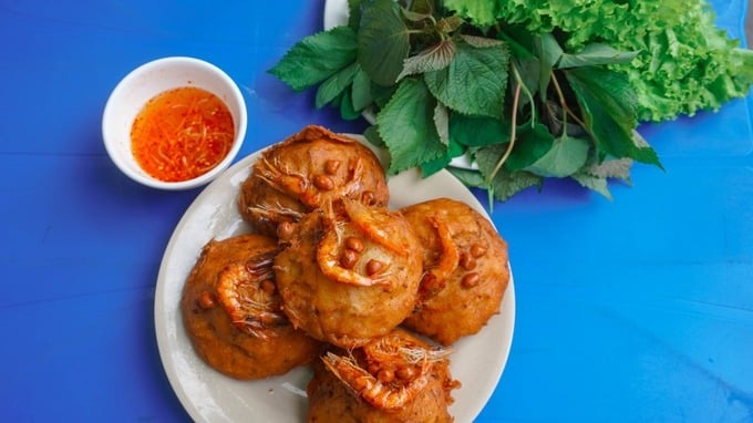 Ghé Tiền Giang nhớ thử đặc sản bánh giá Chợ Giồng - Ảnh 3.