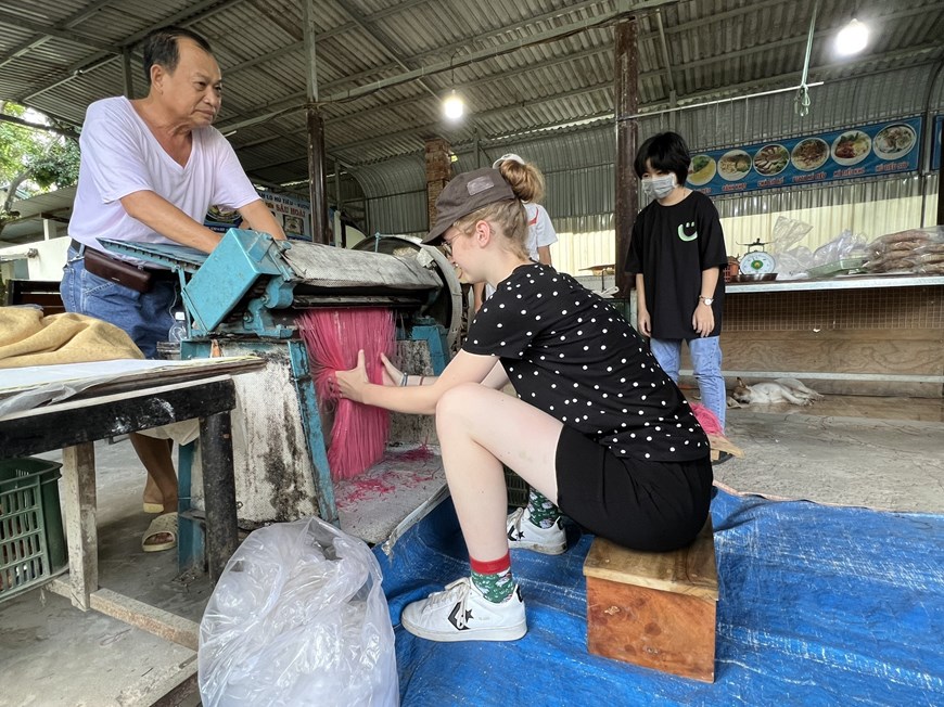 Hình ảnh độc đáo về hủ tiếu đa sắc “có một không hai” ở Cần Thơ - Ảnh 4. Hình ảnh độc đáo về hủ tiếu đa sắc “có một không hai” ở Cần Thơ - Ảnh 4.