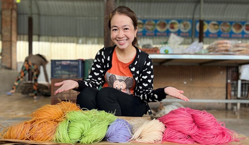 Hình ảnh độc đáo về hủ tiếu đa sắc “có một không hai” ở Cần Thơ - Ảnh 7. Hình ảnh độc đáo về hủ tiếu đa sắc “có một không hai” ở Cần Thơ - Ảnh 7.