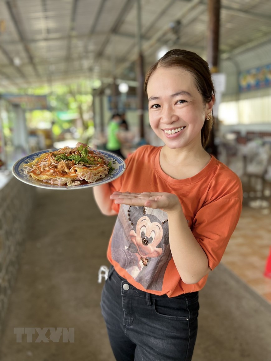 Hình ảnh độc đáo về hủ tiếu đa sắc “có một không hai” ở Cần Thơ - Ảnh 8. Hình ảnh độc đáo về hủ tiếu đa sắc “có một không hai” ở Cần Thơ - Ảnh 8.
