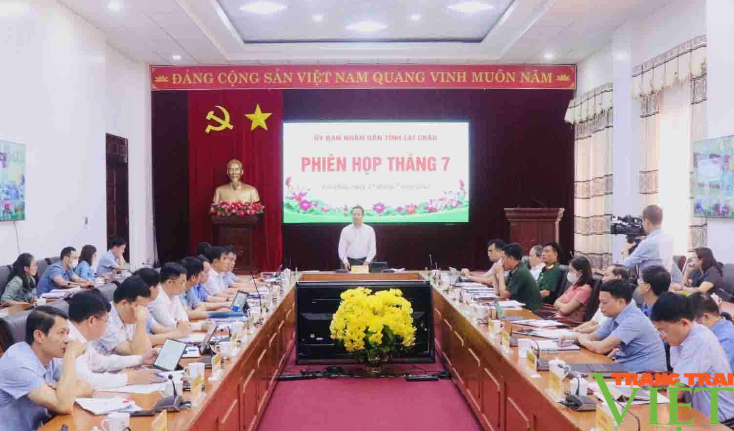 Lai Châu: Nhiều chỉ tiêu về kinh tế, xã hội tăng khá so với cùng kỳ năm 2021 - Ảnh 2. Lai Châu: Nhiều chỉ tiêu về kinh tế, xã hội tăng khá so với cùng kỳ năm 2021 - Ảnh 2.